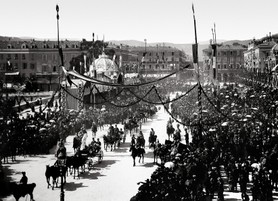 Photos de la Riviera par Jean Gilletta. - NICE. La place Masséna, arrivée du président de la République française, Sadi Carnot, le 24 avril 1890.