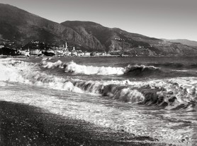 Photos de la Riviera par Jean Gilletta. - MENTON. La plage, vers 1905.
