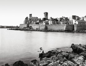 Photos de la Riviera par Jean Gilletta. - ANTIBES. Les remparts, vers 1880.