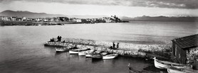 Photos de la Riviera par Jean Gilletta. - ANTIBES ET LA CHAÎNE DES ALPES MARITIMES, vers 1890.