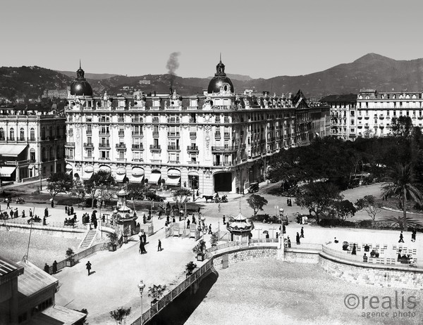 Photos de la Riviera par Jean Gilletta. - NICE. L'hôtel Ruhl vu depuis la Jetée-Promenade, vers 1925.