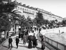 Photos de la Riviera par Jean Gilletta. - NICE. Le quai Masséna (avenue de Verdun) en 1882, avant la couverture du Paillon.