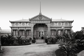 Photos de la Riviera par Jean Gilletta. - NICE. Le pavillon de la ville de Nice, Exposition internationale, 1883-1884.