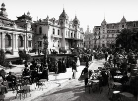 Photos de la Riviera par Jean Gilletta. - MONTE-CARLO. La terrasse du Café de Paris et le casino, vers 1900.