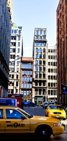 Taxis et immeubles de Manhattan