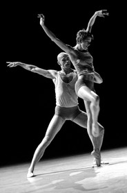Le Spectacle et les coulisses des 20 ans des Ballets de Monte Carlo.