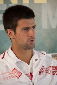 Novak Djokovic (SER) en conférence de presse, le 14 avril 2010.