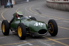 Grand Prix Historique 2010 de Monaco, Samedi 1er Mai, Série B. Voiture N°40 Folch-R Joaquin sur Lotus 16 de 1959.