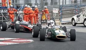 Grand Prix Historique 2010 de Monaco, Samedi 1er Mai, Série D. Voiture N°1 Retzlaff Robert sur brabham BT15 de 1965.