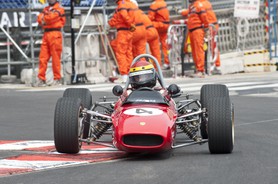 Grand Prix Historique 2010 de Monaco, Samedi 1er Mai, Série D. Voiture N°4 Unold Hermann sur Tecno F3 de 1970.