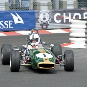 Grand Prix Historique 2010 de Monaco, Samedi 1er Mai, Série D. Voiture N°1 Retzlaff Robert sur brabham BT15 de 1965.