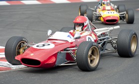 Grand Prix Historique 2010 de Monaco, Samedi 1er Mai, Série D. Voiture N°8 concurrent Guittard Jean conducteur "John of B" sur Tecno F3 de 1968.