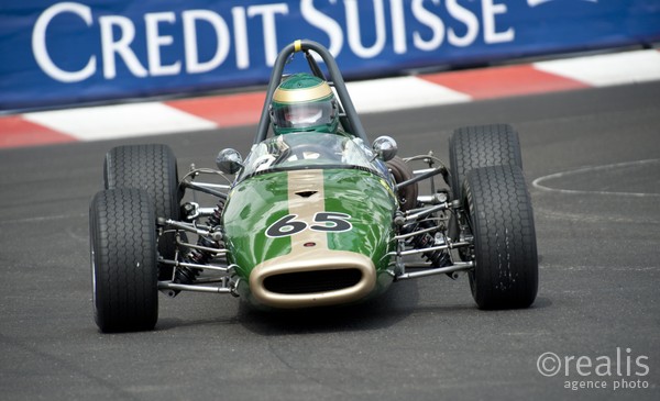 Grand Prix Historique 2010 de Monaco, Samedi 1er Mai, Série D. Voiture N°65 Miller Nigel sur Brabham BT21 de 1967.