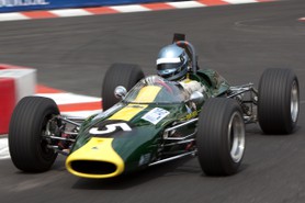 Grand Prix Historique 2010 de Monaco, Samedi 1er Mai, Série D, voitue n° 5, Gareth Williams sur Lotus 41 de 1966