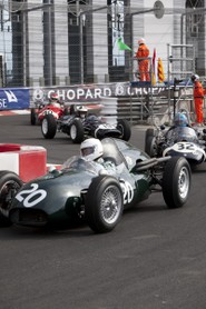 Grand Prix Historique 2010 de Monaco, Samedi 1er Mai, Série E. Voiture N°20 Bailey Marshall sur JBW-Maserati F1 de 1959.