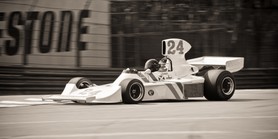 Grand Prix Historique 2010 de Monaco, Samedi 1er Mai, Série F. Voiture N°24 Sytner Frank sur Hesketh 308 de 1974.