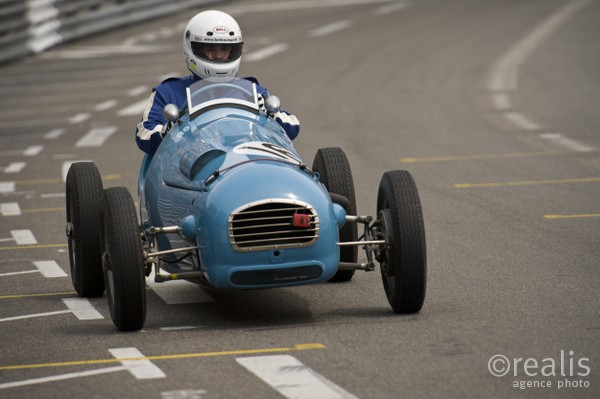 Voitures de Grand Prix à Moteur avant (1947-1960) - Voiture N°15, Classe 2, Bally Jean-Jacques, Nat. F, Gordini, Model T15, 1947