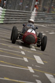 Voitures de Grand Prix à Moteur avant (1947-1960) - Voiture N°7, Classe 3, Grant Paul, Nat. GB, Cooper-Bristol, Model T23, 1953
