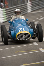 Voitures de Grand Prix à Moteur avant (1947-1960) - Voiture N°21, Classe 4, Bennett David, Nat. GB, Maserati, Model A6GCM, 1953