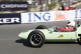 Voitures de Grand Prix à Moteur arrière (1954-1965) - Voiture N°18, Classe 4, Taylor Scotty, Nat. AUS, Lotus, Model 24, 1962