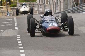 Voitures de Grand Prix à Moteur arrière (1954-1965) - Voiture N°28, Classe 4, Clark John, Nat.USA, Lola, Model Mk4, 1962