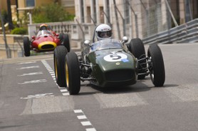 Voitures de Grand Prix à Moteur arrière (1954-1965) - Voiture N°5, Classe 2, Mann Christopher, Nat. GB, Lotus, Model 18, 1960