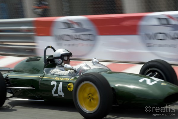 Voitures de Grand Prix à Moteur arrière (1954-1965) - Voiture N°24, Classe 4, Sytner Frank, Nat. MC, Lotus, Model 24, 1962