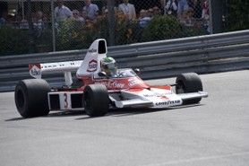 Voitures de Formule 1 (1966-1974) - Voiture N°3, Classe 2, Folch-R Joaquin, Nat. E, Mc Laren, Model M23, 1974