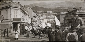 Collection Yvan Soulier. - Fête Nationale sur la Place d'Armes. Monaco vers 1900.