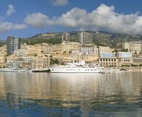Photo du port Hercule.
Monaco 2005.