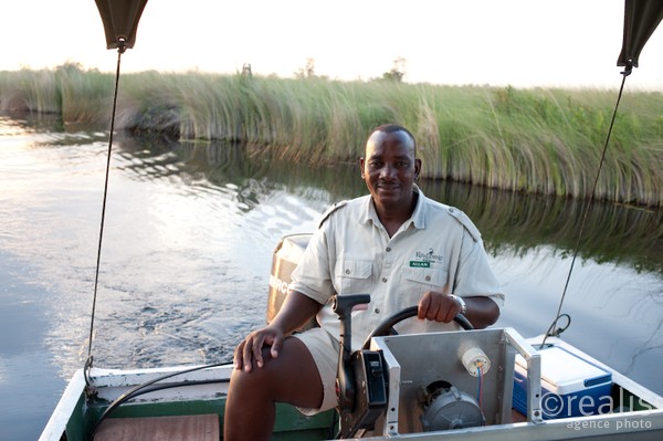 Voyage "L'aventure ! L'aventure...." - Allan - Notre guide - Okuti -Parc Morémi - Delta de l'Okavango - Botswana
