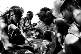 Tribu Bushmen Hadzabe  - Lac Eyasi - Tanzanie